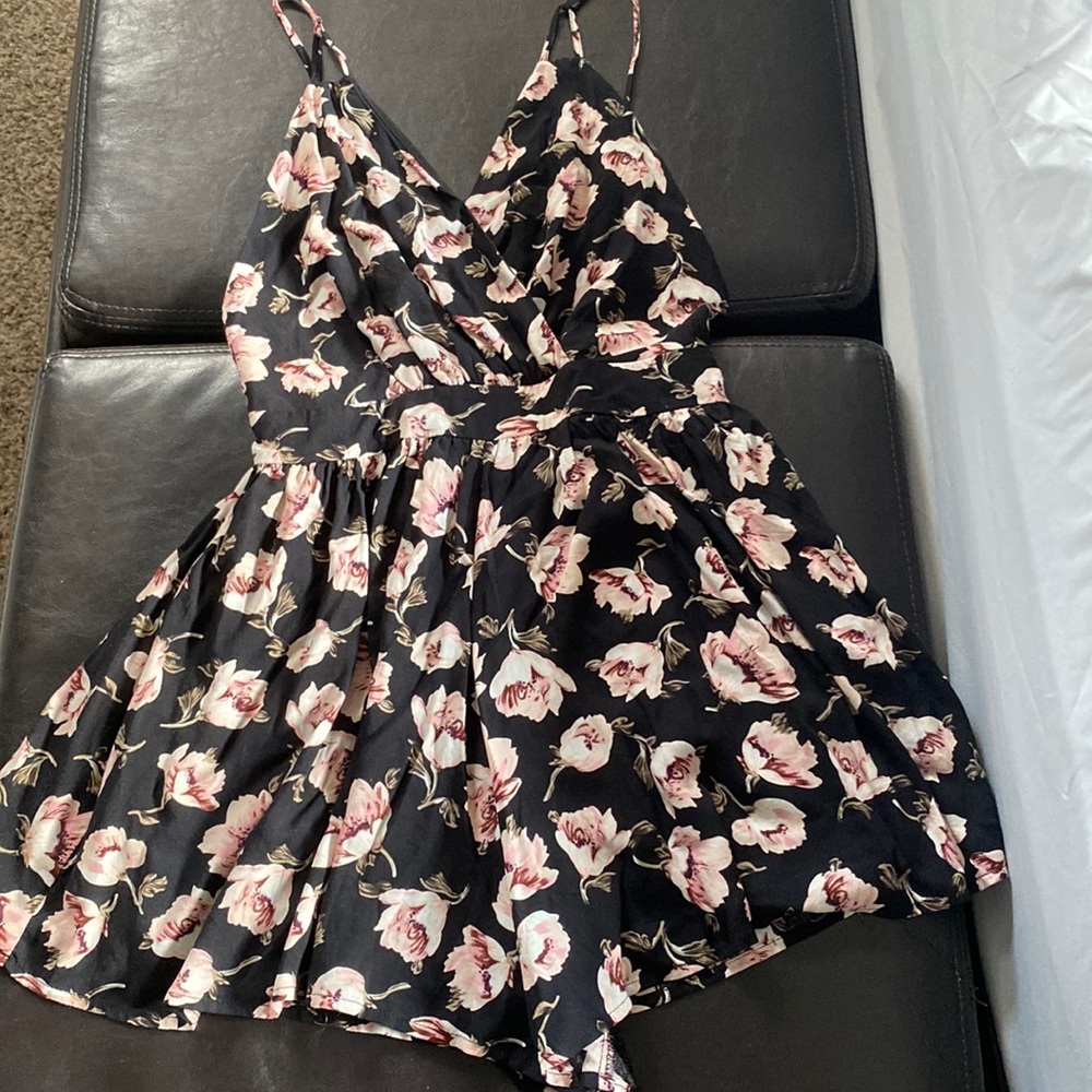 Dainty hooligan floral romper